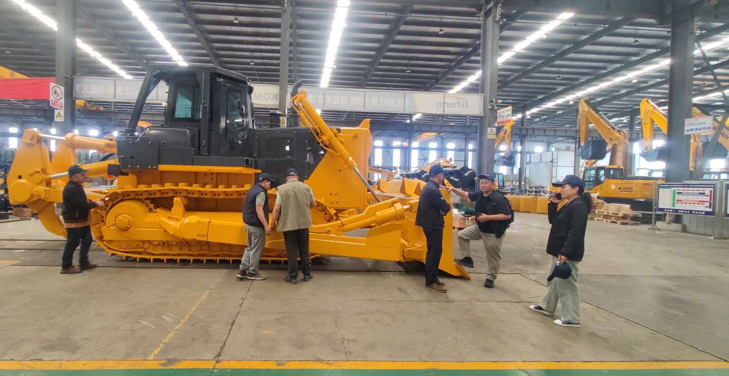 Línea de producción de topadoras chinos