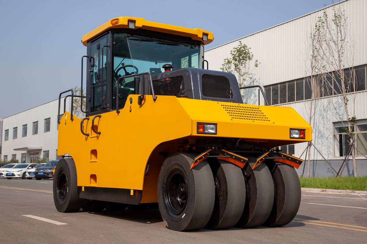  compactadora de neumáticos de caucho Weichai de 143HP
