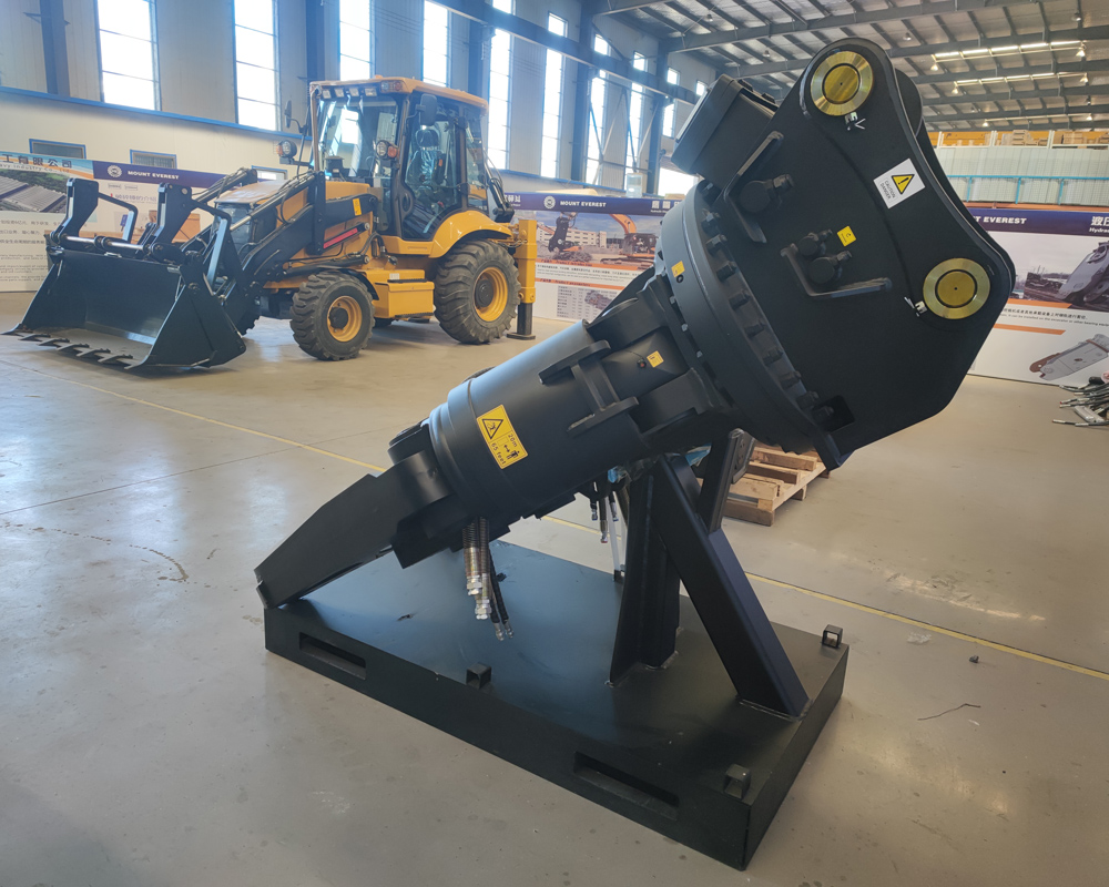  mandíbula de 690 mm de ancho para excavadoras de 20 a 30 toneladas