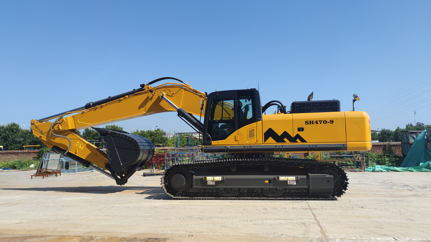 SH470 Excavadora grande