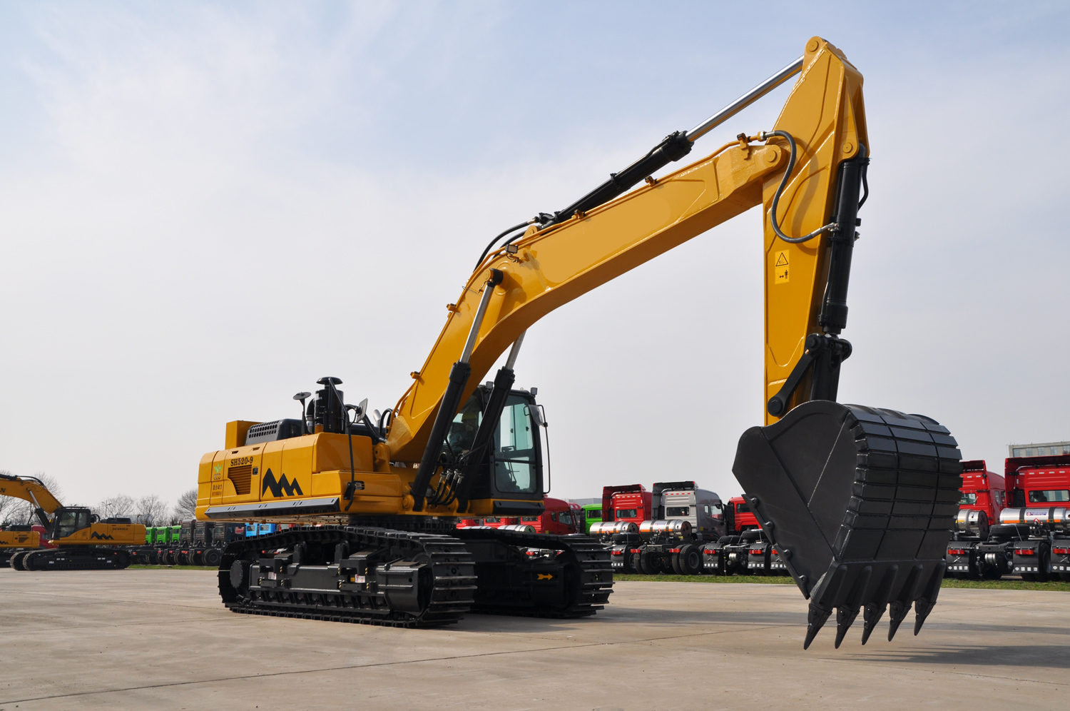 SH520 Excavadora grande