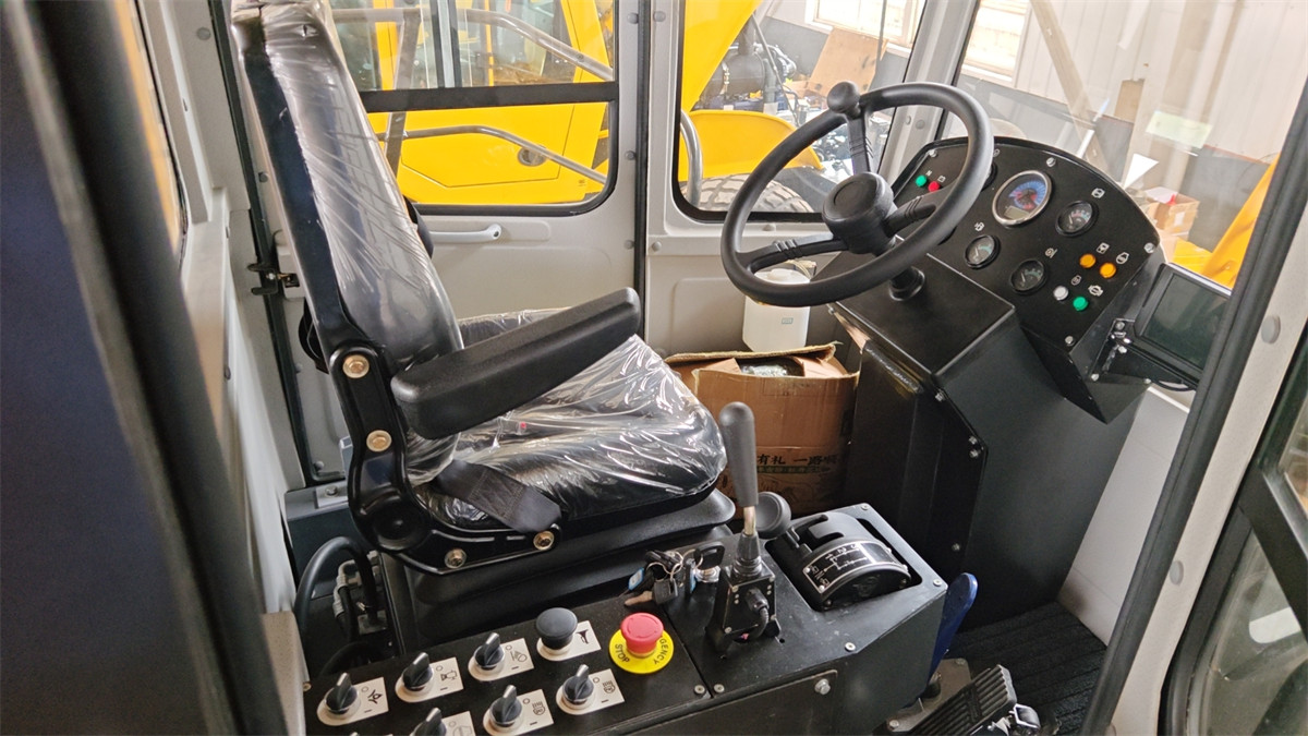 Cabina del compactador de basura